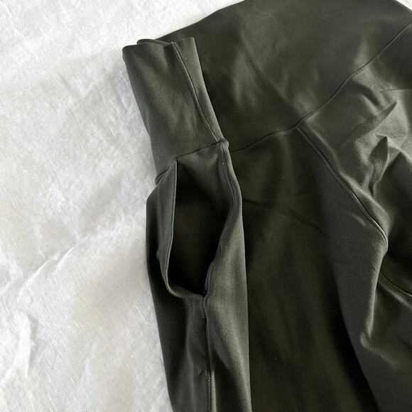 Aerie Offline Green Jogger Legging - Picture 6 of 7